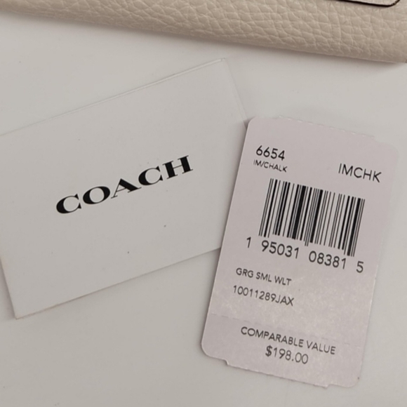 COACH GEORGIE SMALL PEBBLED LEATHER TRIFOLD WALLET IN CHALK WHITE - Picture 10 of 10